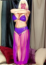 SaRenna Harem Girl Big Tits Models