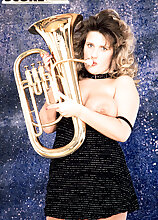 Gabi: Come Blow The Horn Big Tits Models