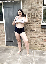Terri Lou: Your Bodacious British Boo Big Tits Models