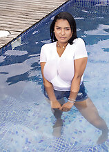 Kim Beltran: Tits In The Sun