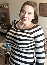 At Home With Sweater Girl Brooklyn Springvalley